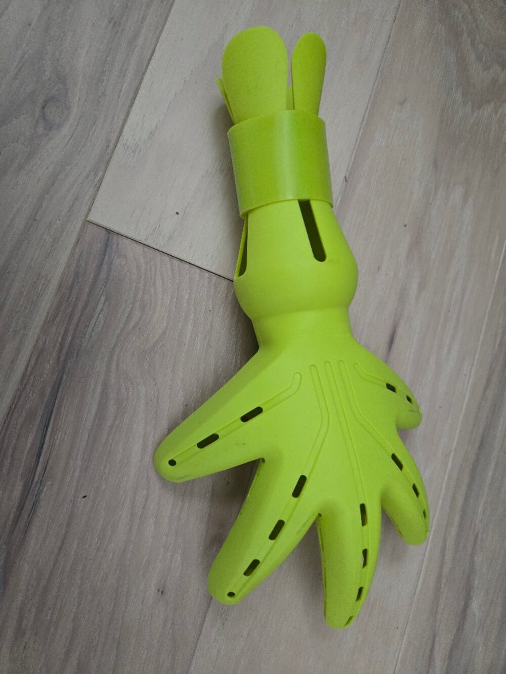 DevaCurl Devafuser Hair Diffusers - Picture 2 of 3